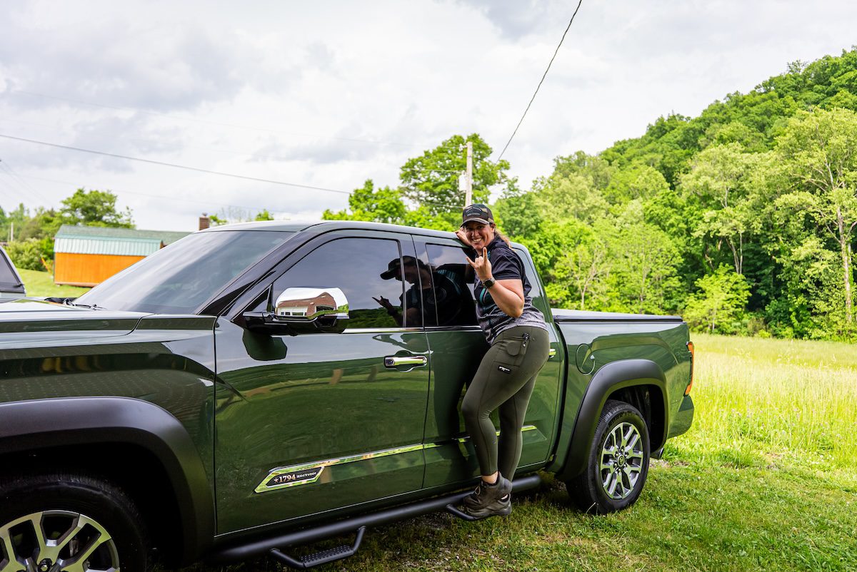 N-Fab RS Nerf Steps For 3rd Gen Tundra – Install & Review